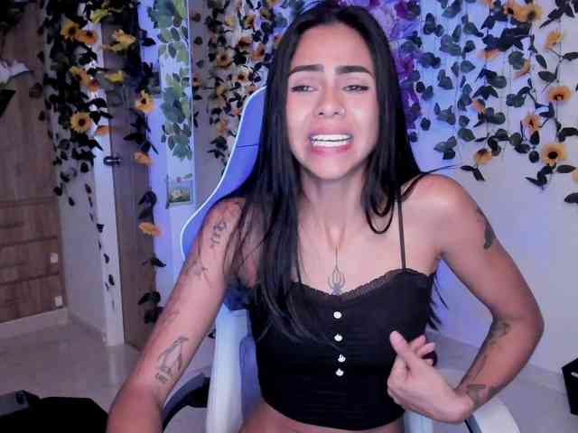 Cata69 Live Webcam on BongaCams