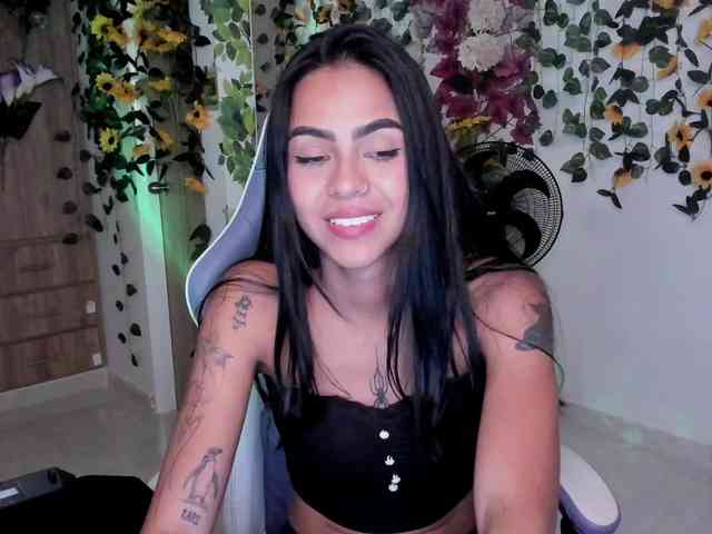 Cata69 Live Webcam on BongaCams