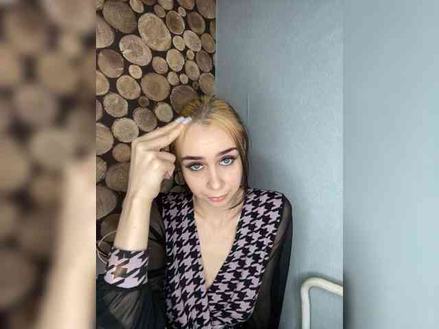 Sweetbitch2005 webcam