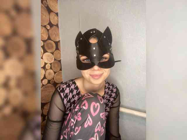 Sweetbitch2005 webcam