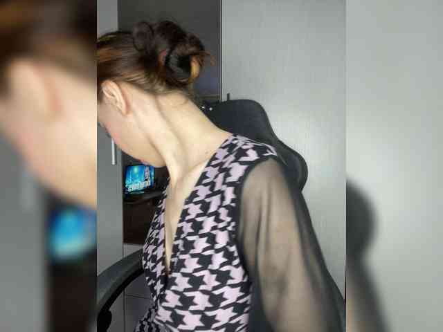 Sweetbitch2005 webcam