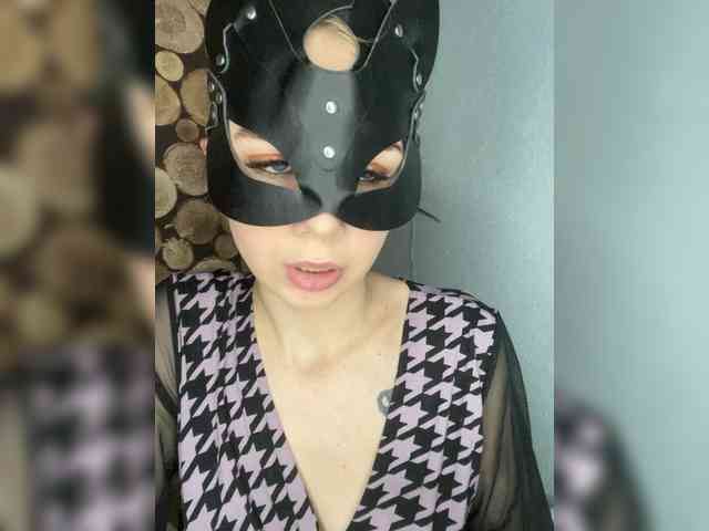 Sweetbitch2005 webcam