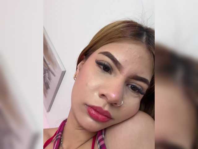 kyliieJaakson's BongaCams show and profile