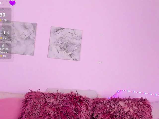 kyliieJaakson's BongaCams show and profile