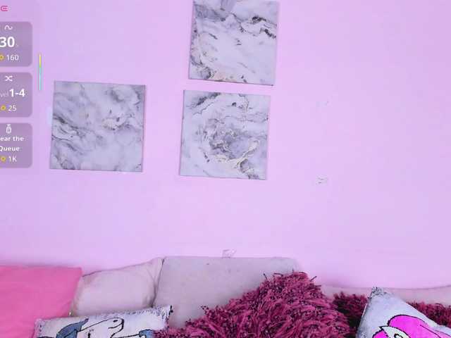 kyliieJaakson's BongaCams show and profile