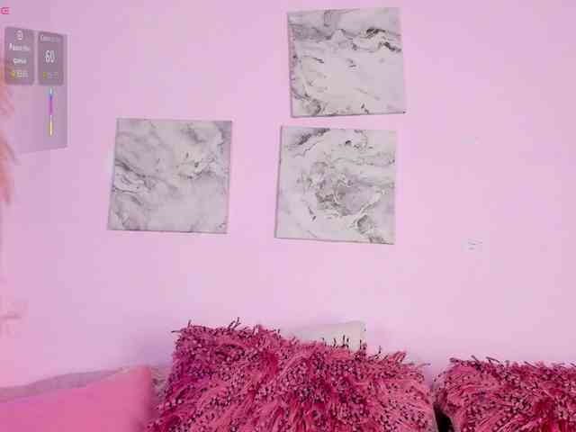 kyliieJaakson webcam