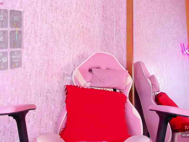 kyliieJaakson webcam