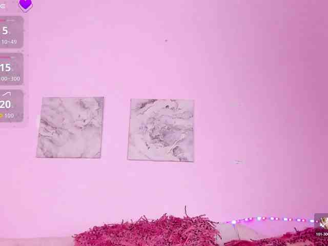 kyliieJaakson webcam