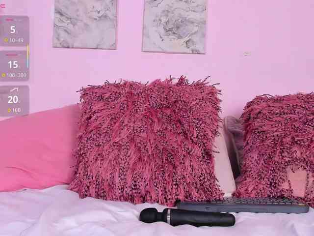 kyliieJaakson webcam