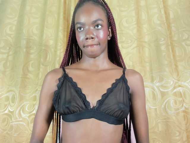 Ririblonde's BongaCams show and profile