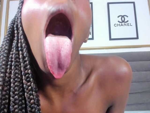  Ririblonde chat room