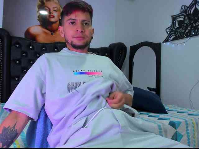 vaalentiino vaalentiino