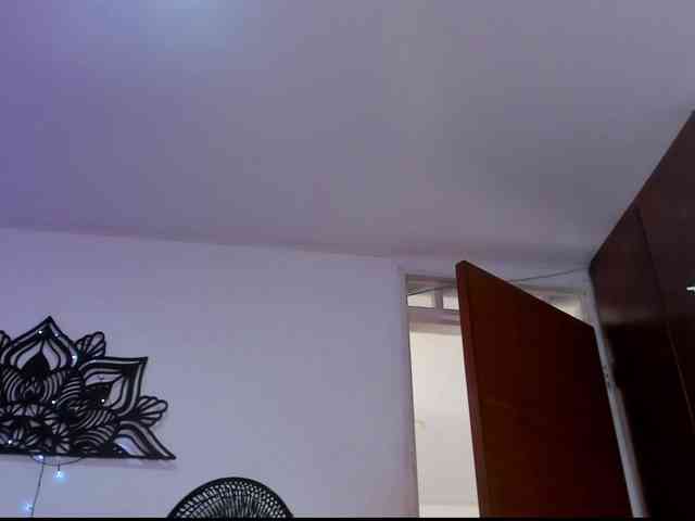 vaalentiino vaalentiino