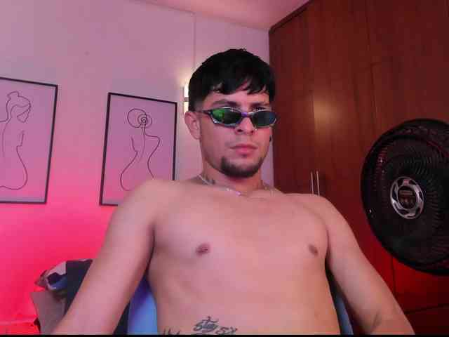 vaalentiino vaalentiino