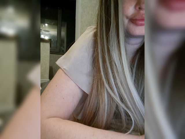 Kimylika's BongaCams show and profile