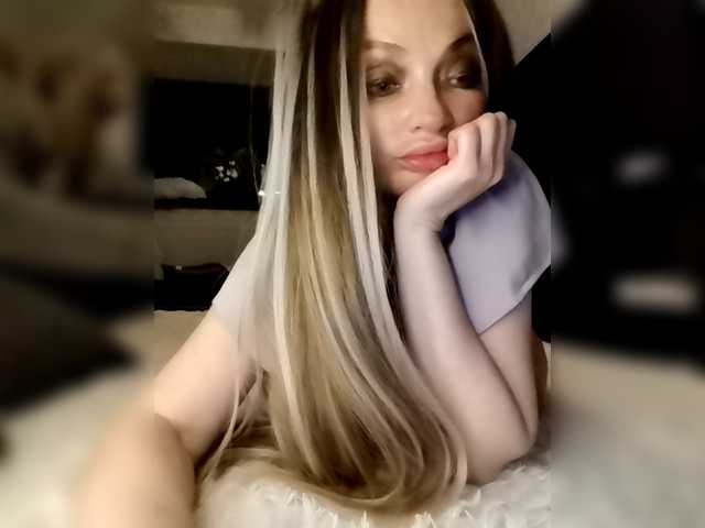 Kimylika's BongaCams show and profile