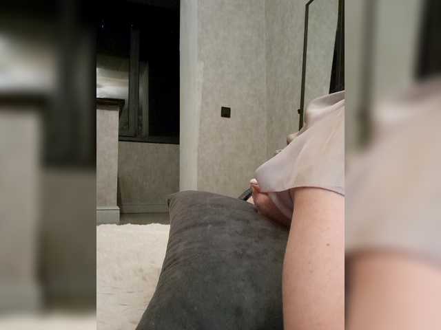 Kimylika's BongaCams show and profile