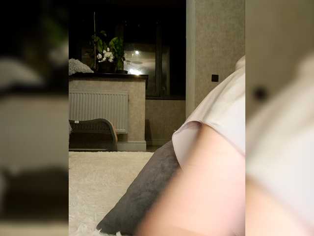 Kimylika Live Cam on BongaCams