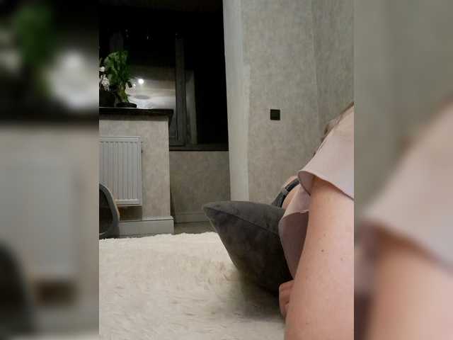 Kimylika's BongaCams show and profile