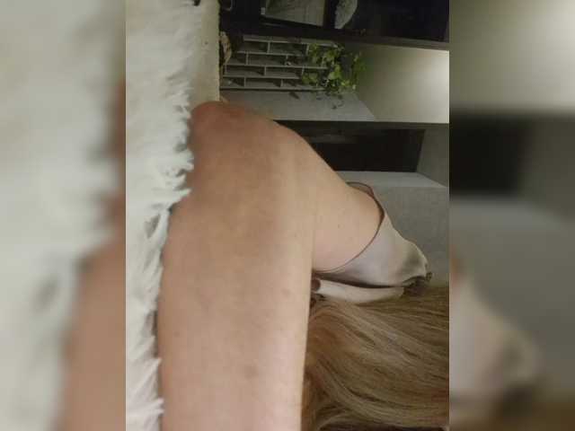 Kimylika's BongaCams show and profile