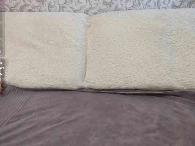 CreolaLaughman webcam