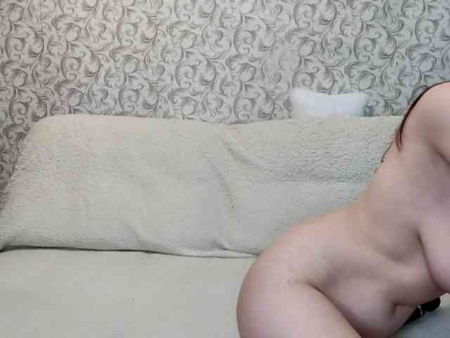 CreolaLaughman webcam