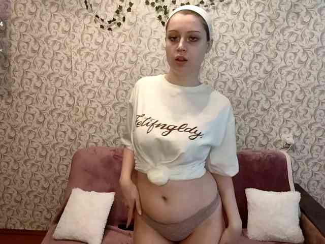 CreolaLaughman webcam