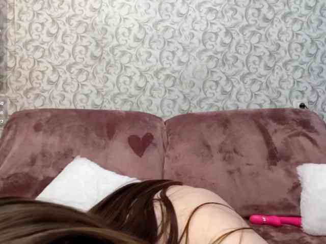 CreolaLaughman webcam