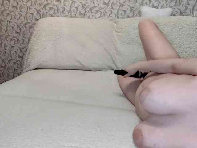 CreolaLaughman webcam