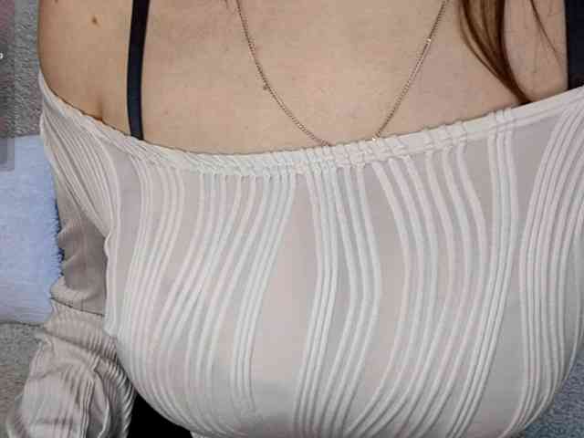 CreolaLaughman webcam