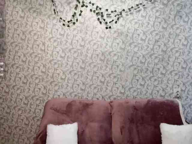 CreolaLaughman webcam