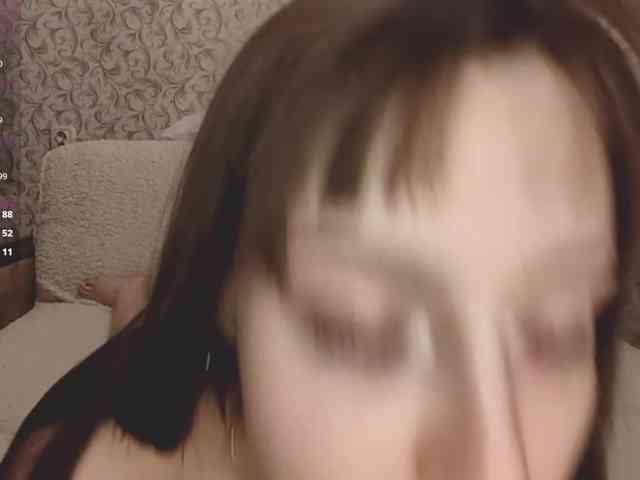 CreolaLaughman webcam