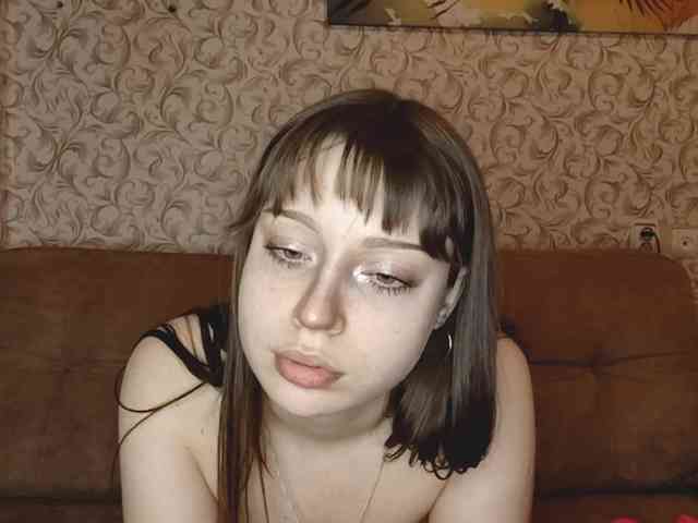 CreolaLaughman webcam