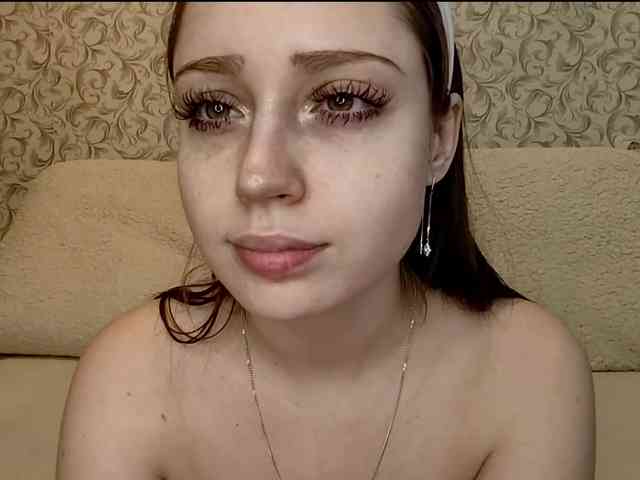 CreolaLaughman webcam