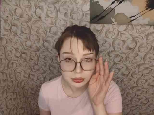 CreolaLaughman webcam