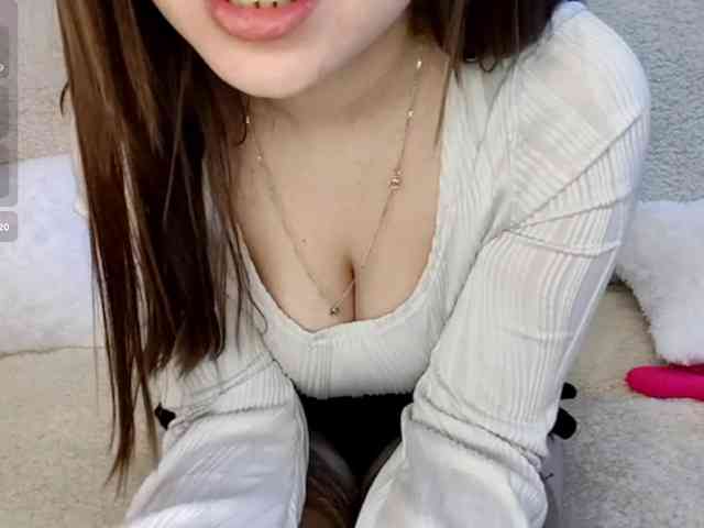 CreolaLaughman webcam