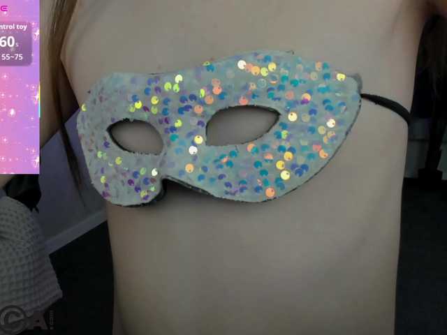 Vanessa-Vibe's BongaCams show and profile