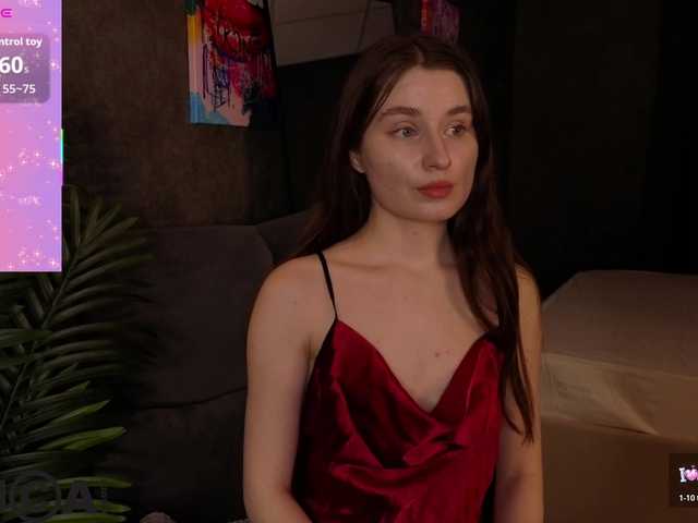 Vanessa-Vibe's BongaCams show and profile