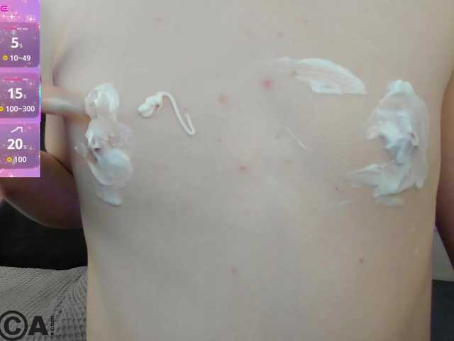 Vanessa-Vibe's BongaCams show and profile