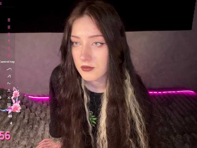 meowluly's BongaCams show and profile