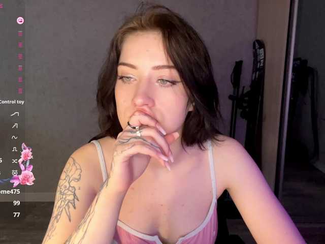meowluly's BongaCams show and profile