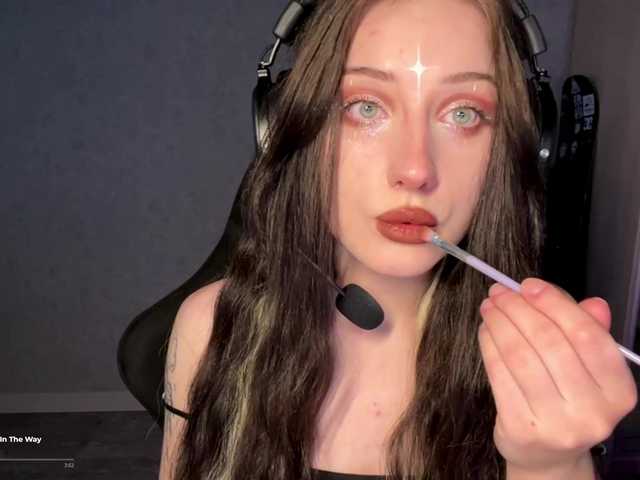 meowluly's BongaCams show and profile