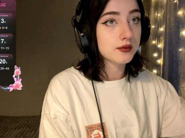 meowluly's BongaCams show and profile