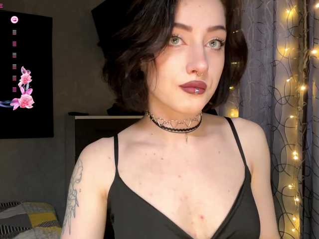 meowluly's BongaCams show and profile