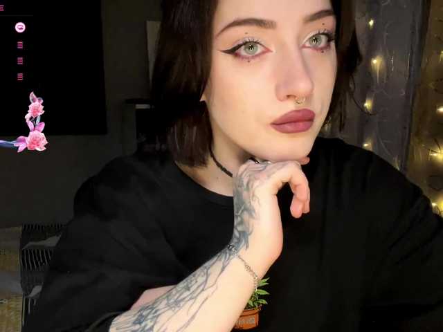 meowluly's BongaCams show and profile