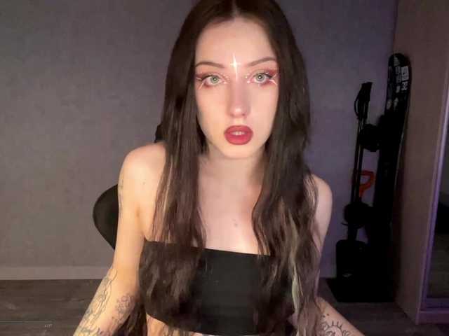 meowluly's BongaCams show and profile