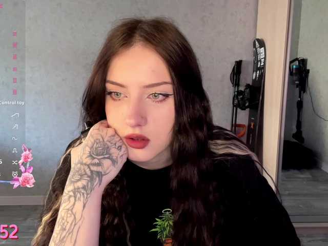 meowluly's BongaCams show and profile