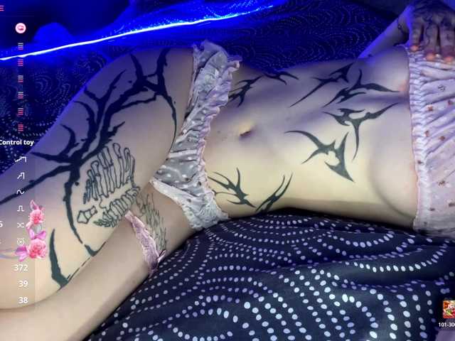 meowluly's BongaCams show and profile