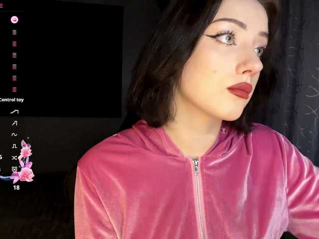 meowluly's BongaCams show and profile