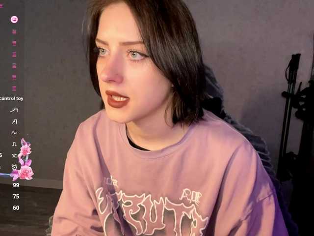 meowluly's BongaCams show and profile